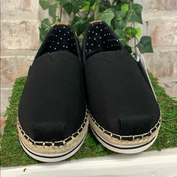 NWT Skechers BOBS Breeze Memory Foam Black - Picture 3 of 4